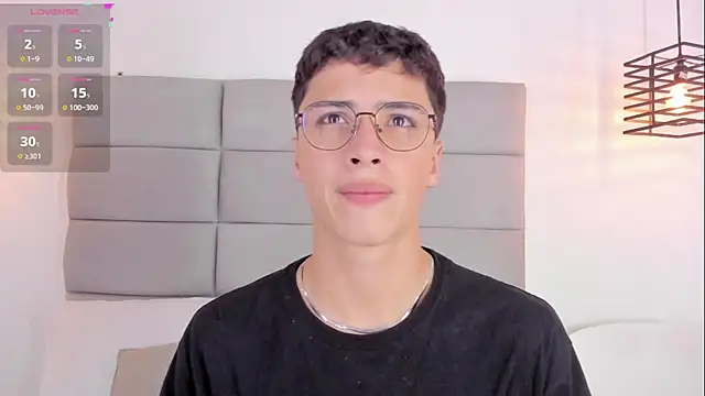 JoshClaarktt online show from 04/19/26, 04:01