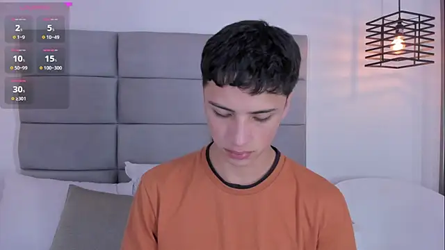 JoshClaarktt online show from 04/22/26, 04:04