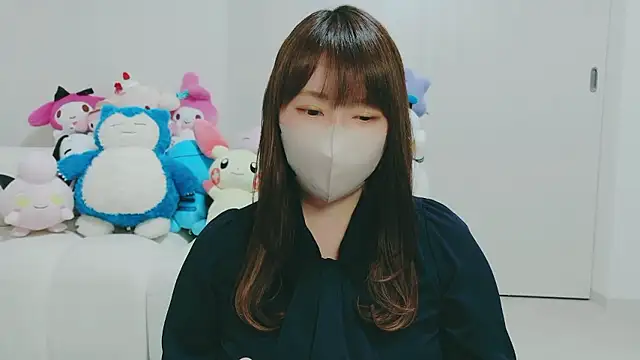 yuyuchan   online show from 04/16/26, 11:00