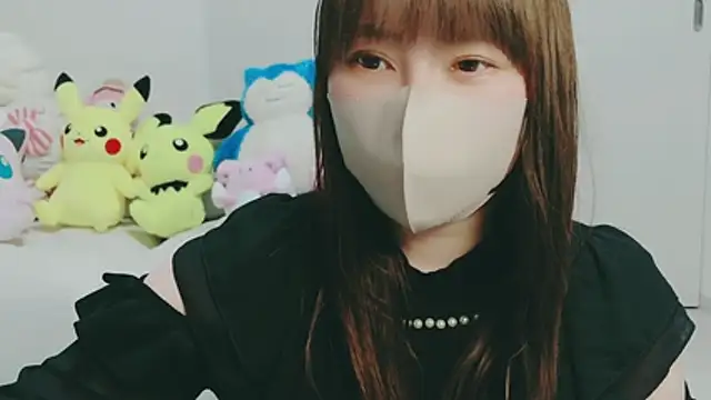 yuyuchan   online show from 04/23/26, 12:29