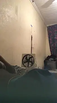 Snapshot of reckless_34 chatting on 02/11/26, 11:21 reckless 34 online show from 02/11/26, 11:21