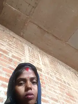 Snapshot of Soniya5533 chatting on 12/16/25, 06:29 Soniya5533 online show from 12/16/25, 06:29