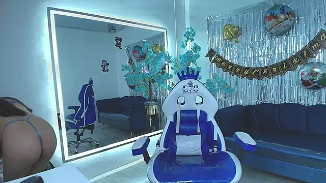 Snapshot of Sammy_evanns_ chatting on 12/16/25, 03:06 Sammy evanns online show from 12/16/25, 03:06