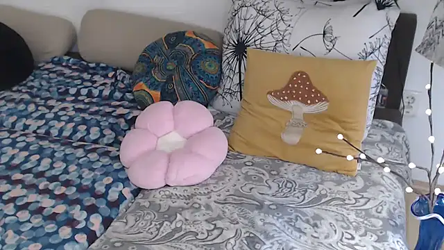 AlienforTwenty online show from 03/11/26, 11:27