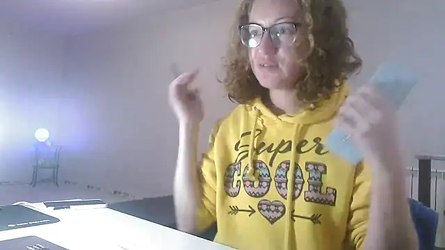 Snapshot of Alice_newhome chatting on 07/29/26, 02:48 Alice newhome online show from 07/29/26, 02:48