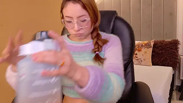 danielamilles online show from 01/10/26, 02:08