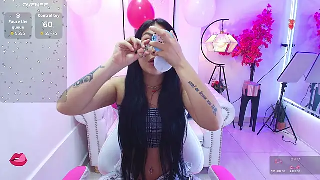 Carolina cherry online show from 02/09/26, 11:58