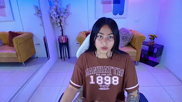 Carolina cherry online show from 04/21/26, 12:55