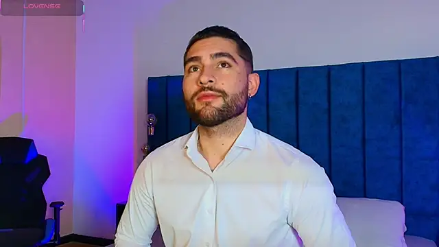 Snapshot of Steve-Carter chatting on 12/14/25, 11:37 Steve-Carter online show from 12/14/25, 11:37