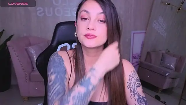 Aria95 a online show from 04/21/26, 08:12