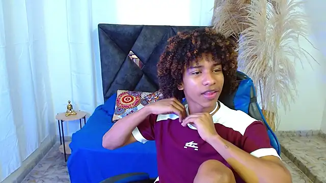 angelll18  online show from 04/18/26, 08:20