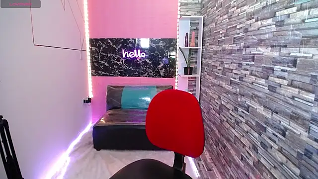 emili lewins online show from 12/14/25, 05:24