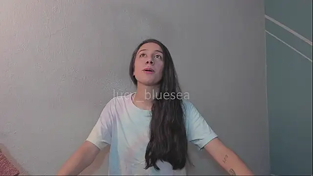 Lucy-Bluesea online show from 07/24/26, 10:41