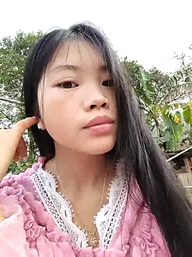 Quieny-x online show from 12/21/25, 03:13