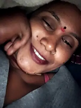 Akanksha soni online show from 01/10/26, 08:54