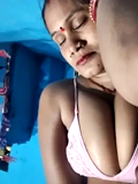 Akanksha soni online show from 04/11/26, 07:51