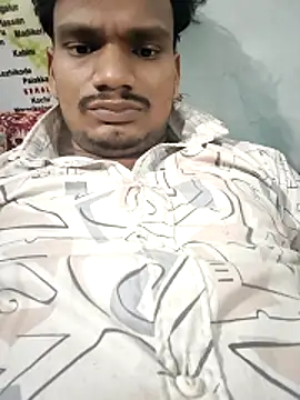 Hot-priyanka99 online show from 12/14/25, 07:07