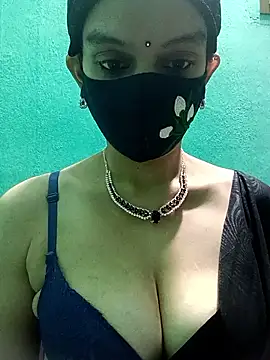 Radhi Radhu online show from 01/14/26, 09:04