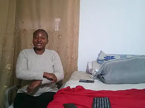 SweetHotPussy 99 online show from 04/23/26, 01:46