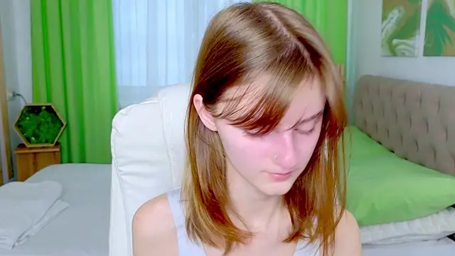 Miss Alisa  online show from 02/15/26, 01:09