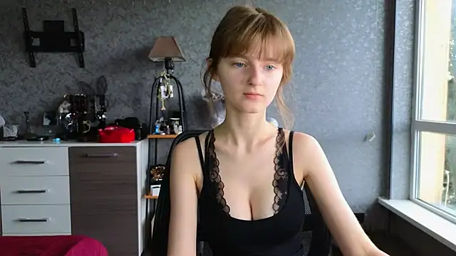 Snapshot of Miss_Alisa_ chatting on 06/15/26, 11:01 Miss Alisa online show from 06/15/26, 11:01