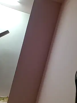 suhxil79 online show from 01/12/26, 04:12