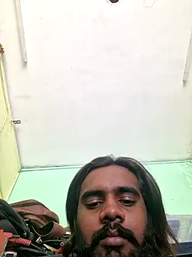 suhxil79 online show from 04/23/26, 09:30