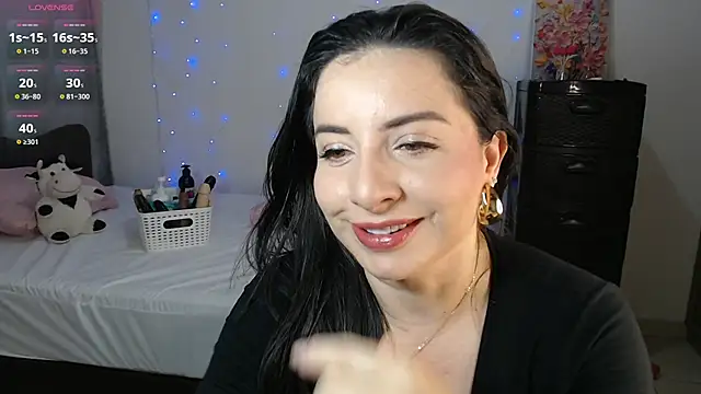 Snapshot of Karlinlive chatting on 12/21/25, 10:00 Karlinlive online show from 12/21/25, 10:00