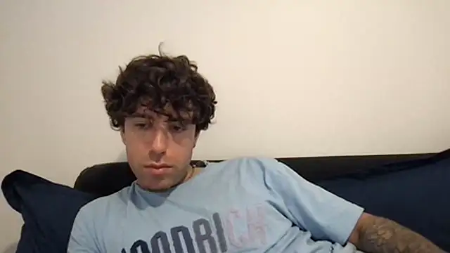 Snapshot of icyninesix chatting on 12/13/25, 08:04 icyninesix online show from 12/13/25, 08:04