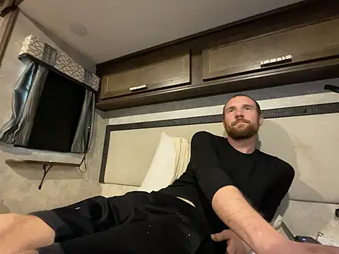 SparkledExtern online show from 02/03/26, 04:23