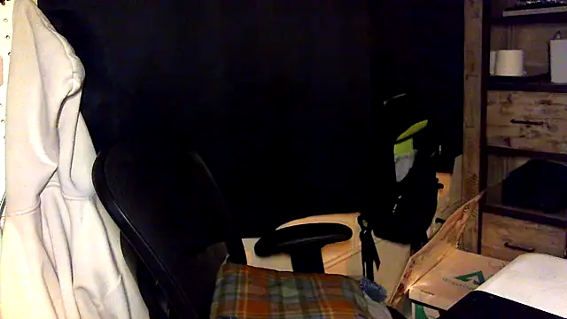 jhaycobXgarcia online show from 04/01/26, 07:09