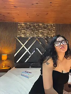 Snapshot of Amy_channel chatting on 05/07/26, 01:05 Amy channel online show from 05/07/26, 01:05
