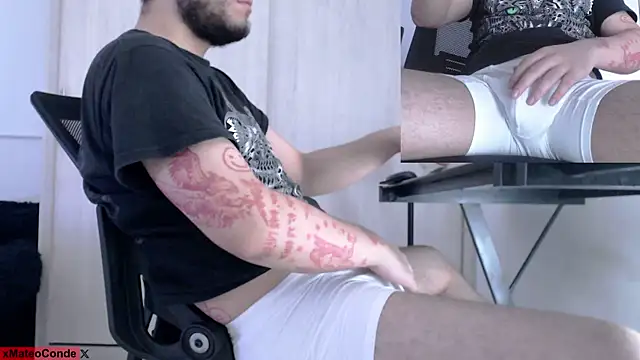 mateoconde00 online show from 12/18/25, 12:17