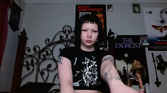 Snapshot of Bettieee_Agura chatting on 02/03/26, 10:04 Bettieee Agura online show from 02/03/26, 10:04