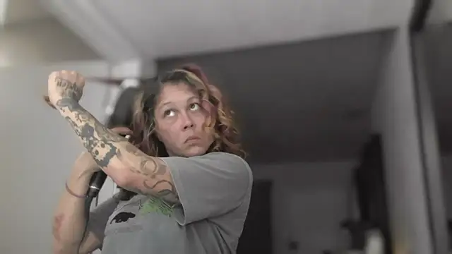 tialuna x69 online show from 01/08/26, 08:27