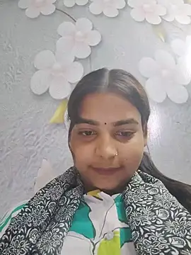 Snapshot of Himani_0122 chatting on 06/16/26, 05:21 Himani 0122 online show from 06/16/26, 05:21