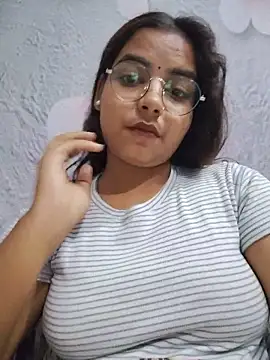 Snapshot of Himani_0122 chatting on 06/18/26, 09:25 Himani 0122 online show from 06/18/26, 09:25