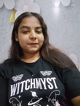 Snapshot of Himani_0122 chatting on 06/21/26, 05:21 Himani 0122 online show from 06/21/26, 05:21