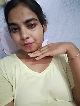 Snapshot of Himani_0122 chatting on 06/27/26, 06:13 Himani 0122 online show from 06/27/26, 06:13