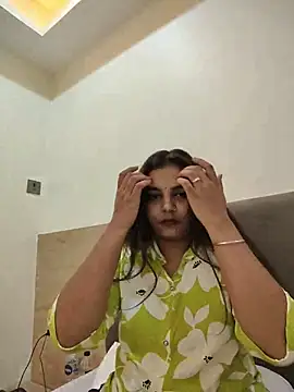 Snapshot of Himani_0122 chatting on 07/03/26, 08:04 Himani 0122 online show from 07/03/26, 08:04