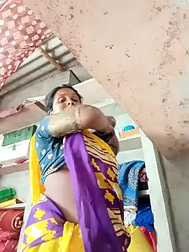 Shreya pandit online show from 04/18/26, 06:17