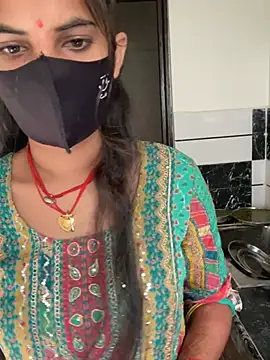 Pooja Love143 online show from 05/06/26, 03:35