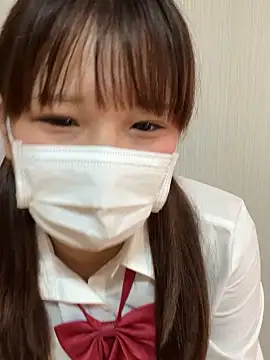 Snapshot of hikari12345678 chatting on 12/16/25, 04:39 hikari12345678 online show from 12/16/25, 04:39