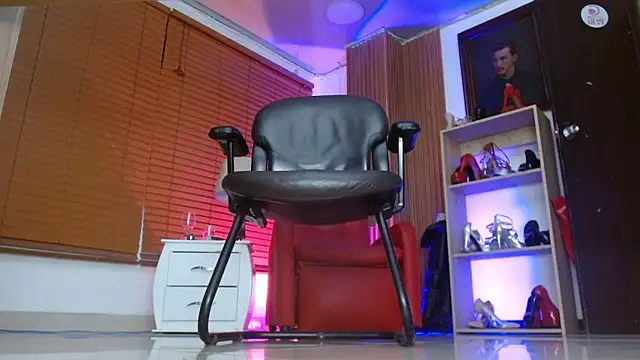 paola xm online show from 03/27/26, 10:26