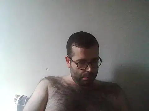 Snapshot of kkadam1 chatting on 07/04/26, 12:44 kkadam1 online show from 07/04/26, 12:44