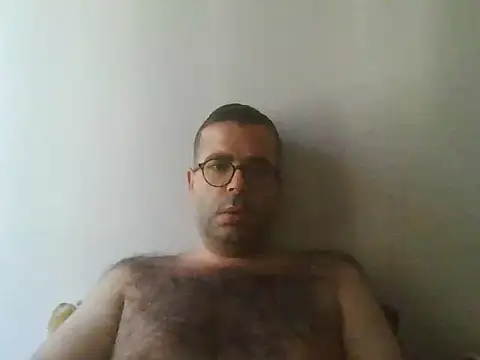 Snapshot of kkadam1 chatting on 07/09/26, 06:28 kkadam1 online show from 07/09/26, 06:28