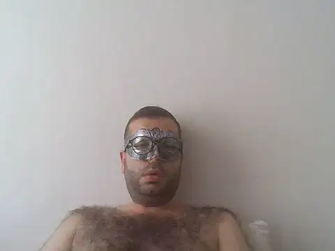 Snapshot of kkadam1 chatting on 07/12/26, 08:05 kkadam1 online show from 07/12/26, 08:05