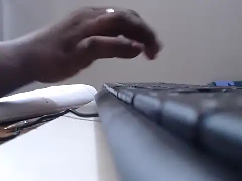 Snapshot of Da_Silva_Silva chatting on 12/16/25, 08:30 Da Silva Silva online show from 12/16/25, 08:30