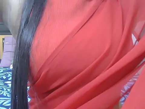 Snapshot of its_me_love9951 chatting on 02/13/26, 07:43 its me love9951 online show from 02/13/26, 07:43