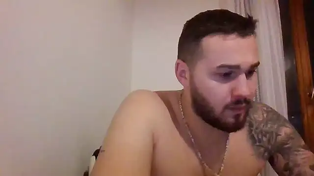 Snapshot of Andrea99only chatting on 12/17/25, 10:16 Andrea99only online show from 12/17/25, 10:16